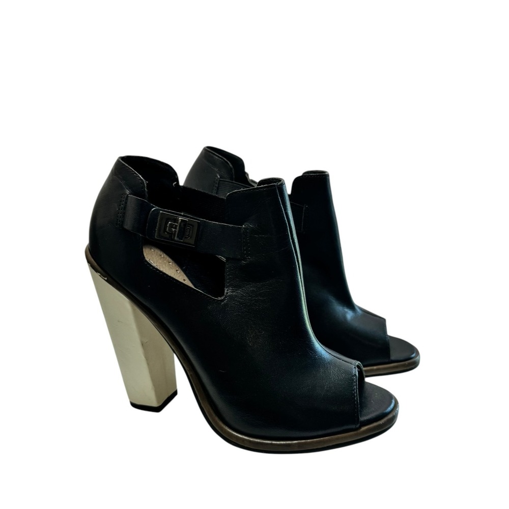 Topshop Glad Leather Open Peep Toe Buckle Booties Ankle Strap 7.5 Black White